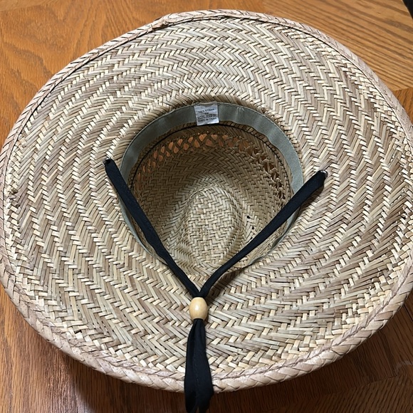 Strawhat - Picture 3 of 4